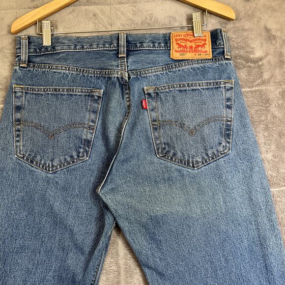 Levis 505 Jeans Men 34x34 Blue Medium Straight Relaxed Cotton Fade 31" Inseam - Picture 9 of 12